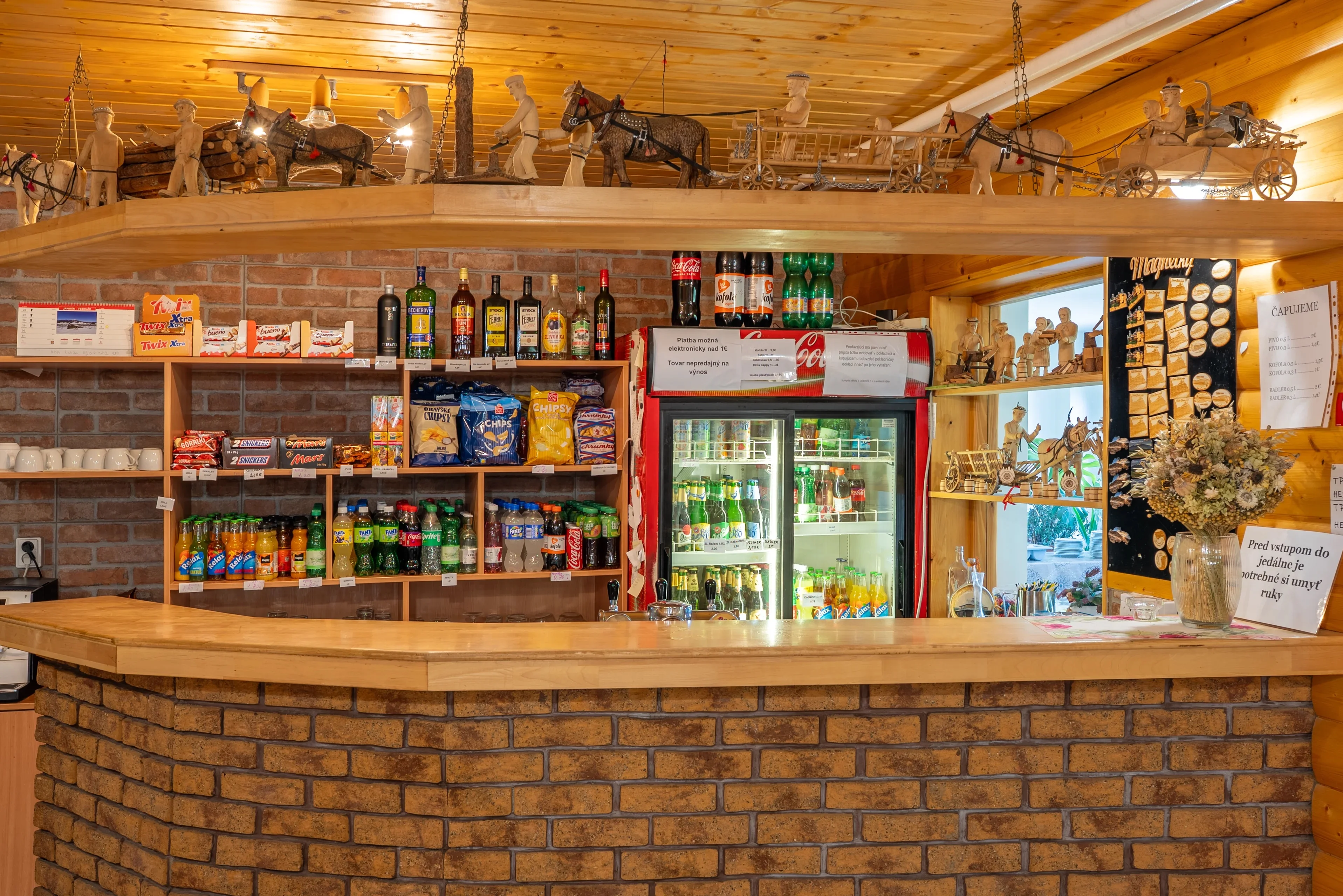 Bar a reštaurácia v Chate Slaná Voda